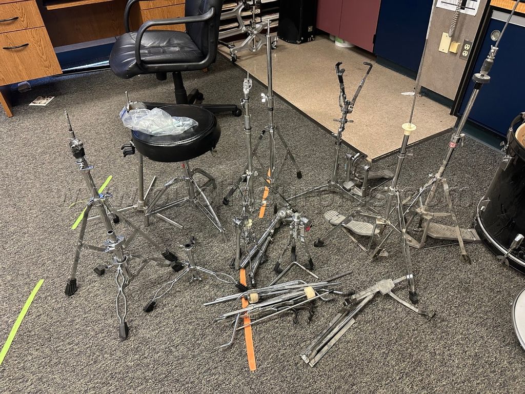 Miscellaneous Stands and Band Instrument Parts - photo 1