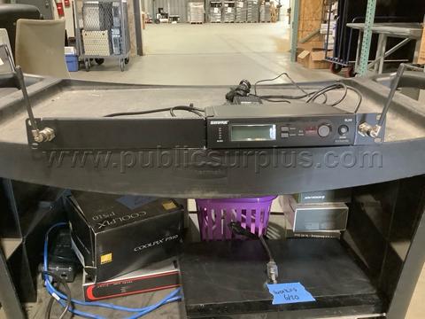 8002 - Shure SLX4 Receiver