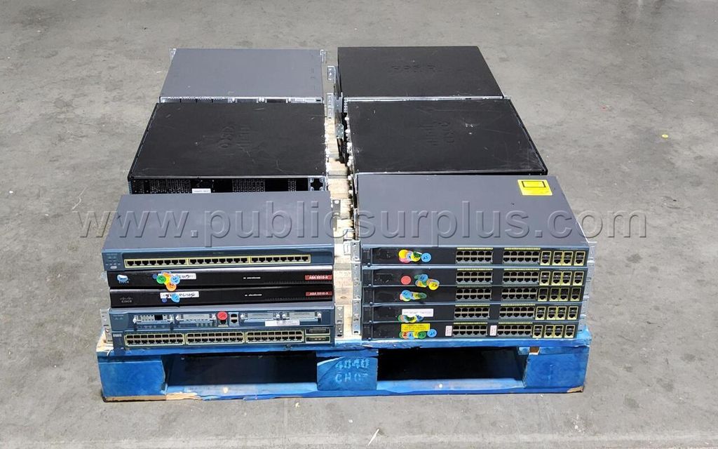 LOT OF 30 VARIOUS CISCO SWITCHES - photo 1