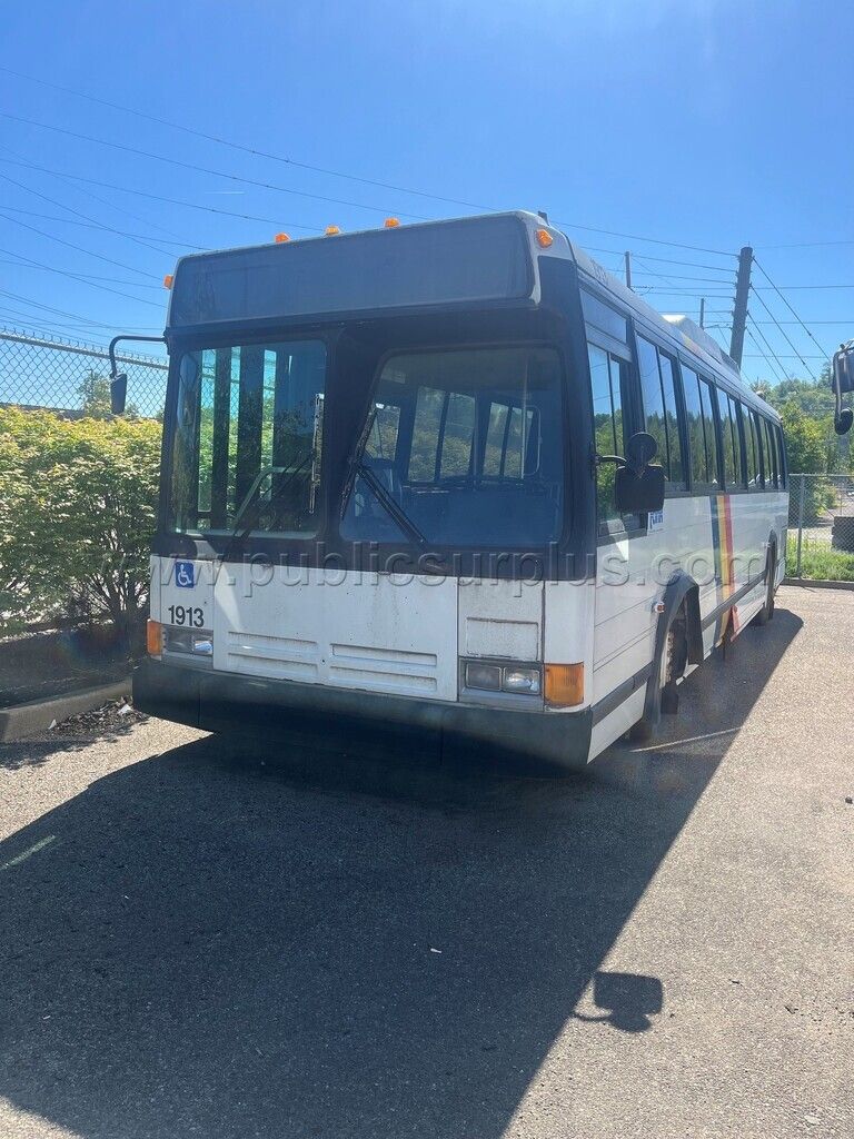 1993 Flxible Metro 35' Transit Bus - Detroit Diesel Powered - photo 1