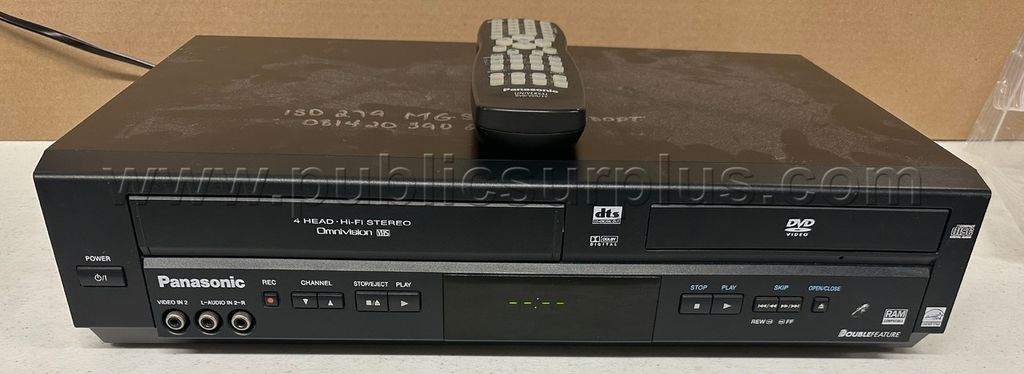 Vintage Panasonic PV-D4744 Progressive Scan DVD/VCR Combo Player w/Remote - photo 1