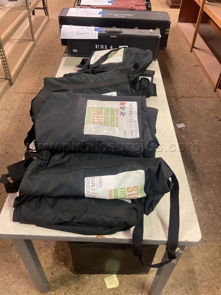 13-Large Duffle Bags Lot # 4983 - photo 1