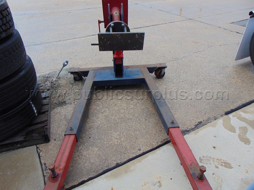 Engine Stand Lot #5000 - photo 1