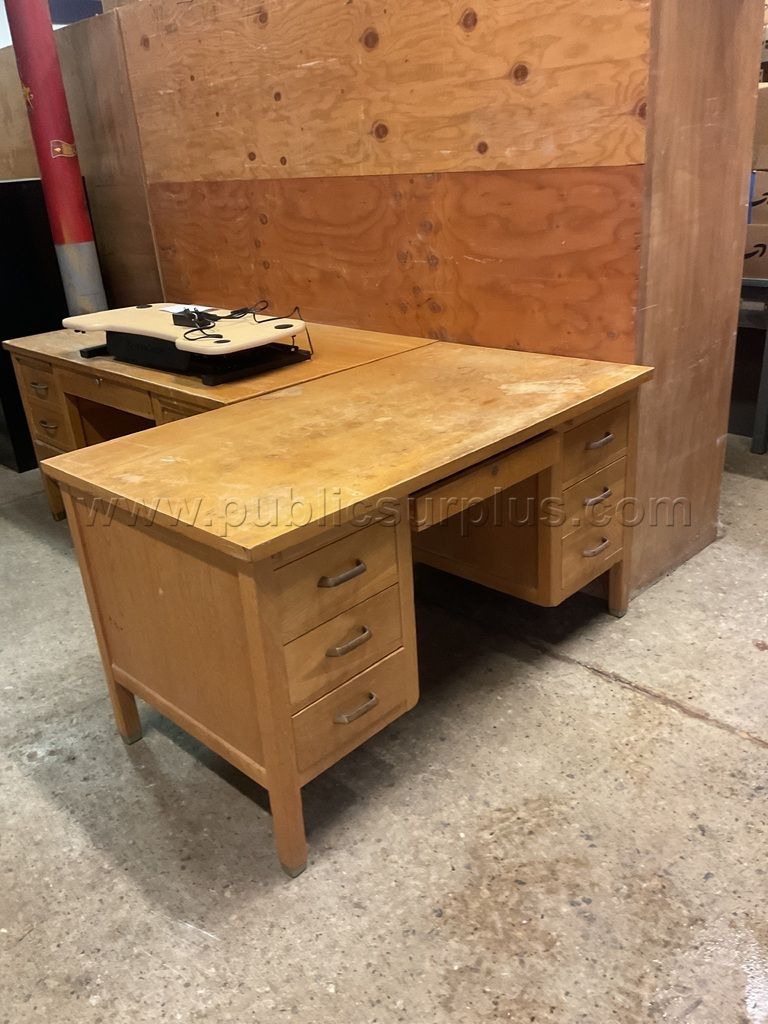 Vintage Teacher Desk Lot # 4984 - photo 1