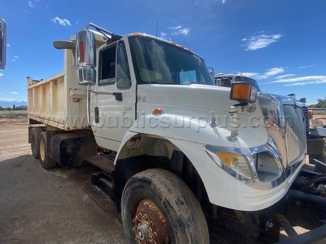 2005 INTL 7000 Series 7600 - photo 1