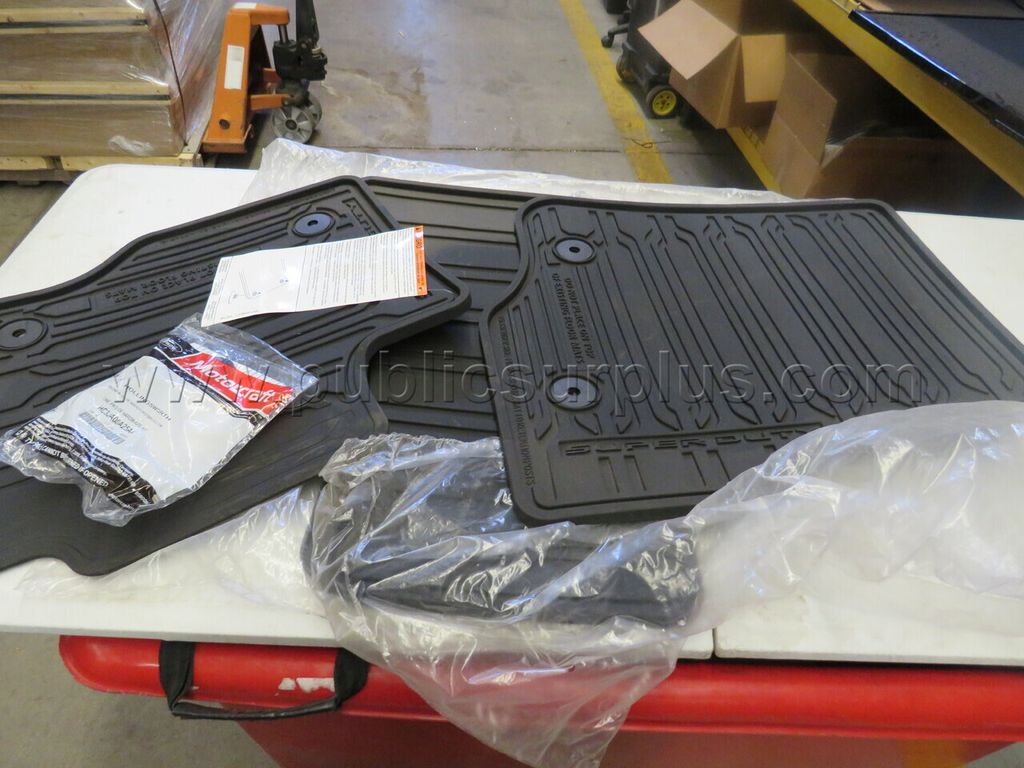 Set of Ford Vinyl Floor Mats for Super Duty Trucks **4 Pieces** - photo 1