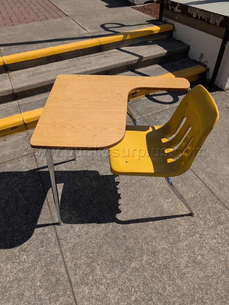 School Desks - photo 1