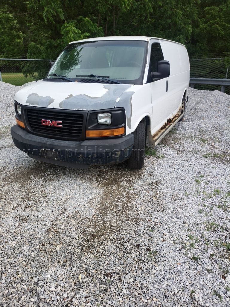 2009 GMC Savanna 1500 - photo 1