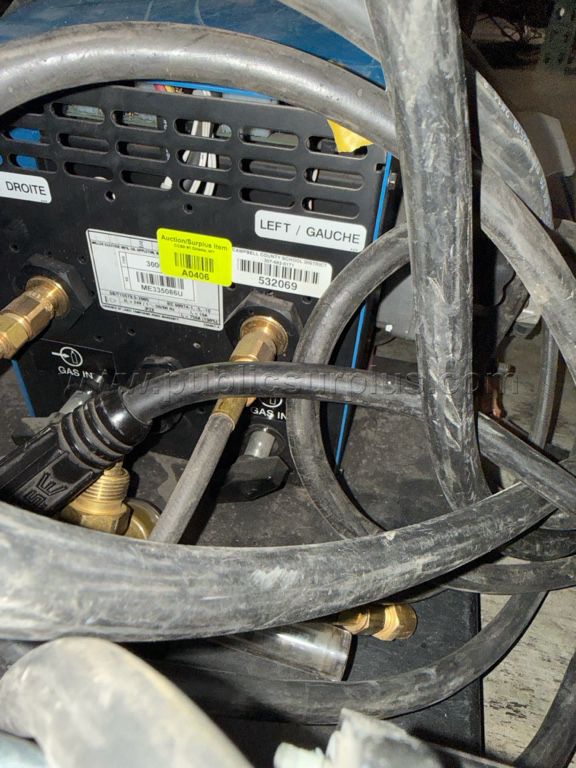 #23 Miller 70 Series Dual Wire Feeder, 532069, A0406 - photo 1