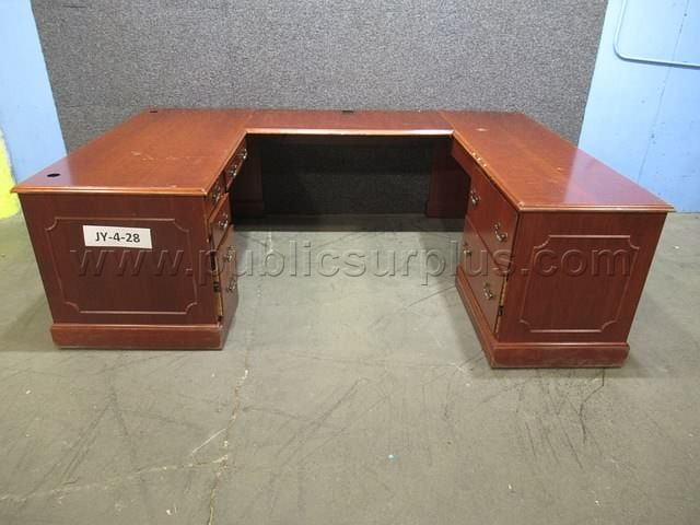 U-SHAPED DESK ** JY-4-28 - photo 1