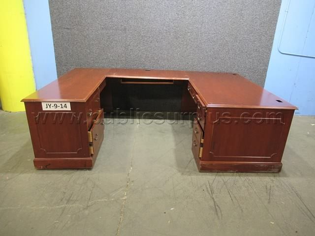 U-SHAPED DESK ** JY-9-14 - photo 1