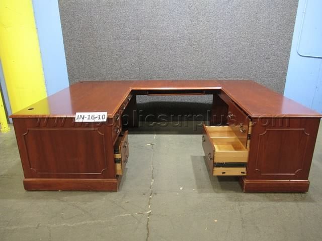 U SHAPED DESK *** JN-16-10 - photo 1