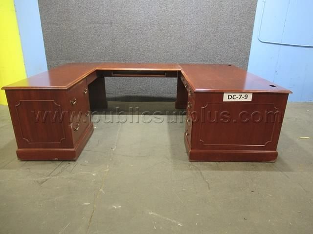 U-SHAPED DESK * DC-7-9 - photo 1