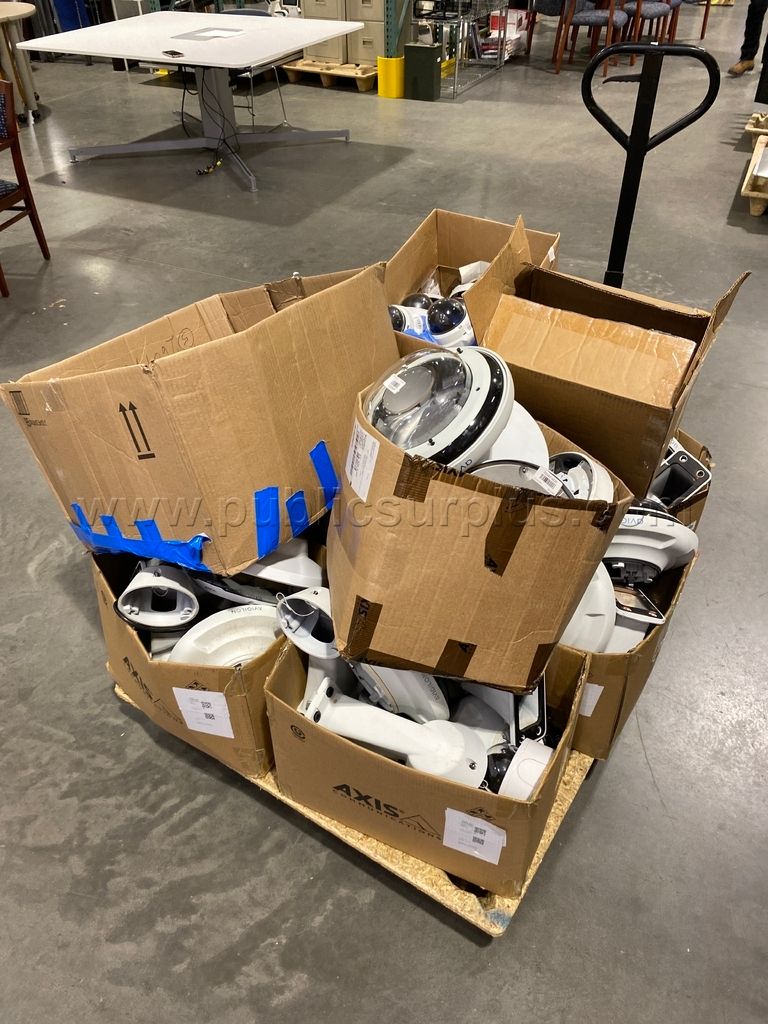Large Pallet of Avigilon/Axis/Bosch Dome Cameras - OL - UUU2 - photo 1
