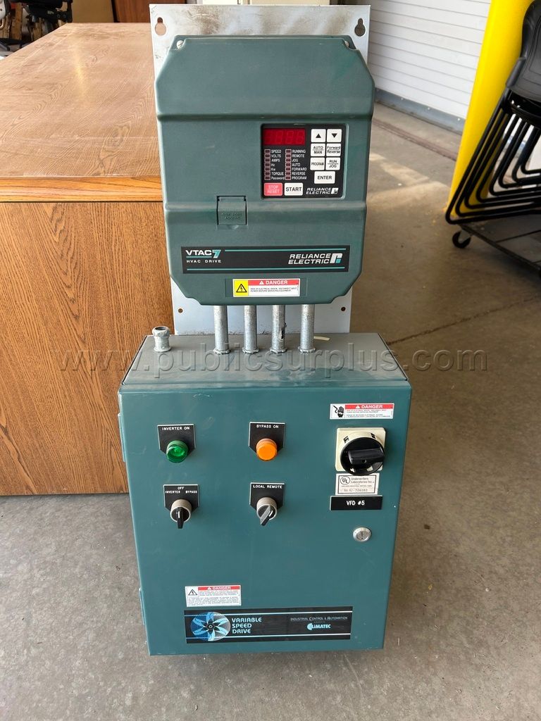 Reliance VTAC7 HVAC Drive 10H4160-P12300 10HP 460V 3 Phase  VDF # 5 - photo 1