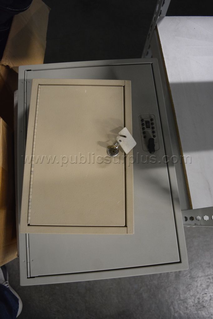 Lot of (2) Metal Lockboxes for Keys - photo 1