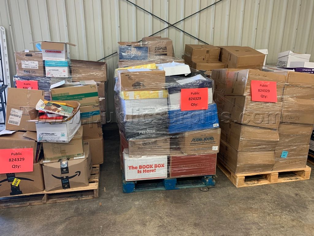824329 - 6 Pallets of Books - photo 1