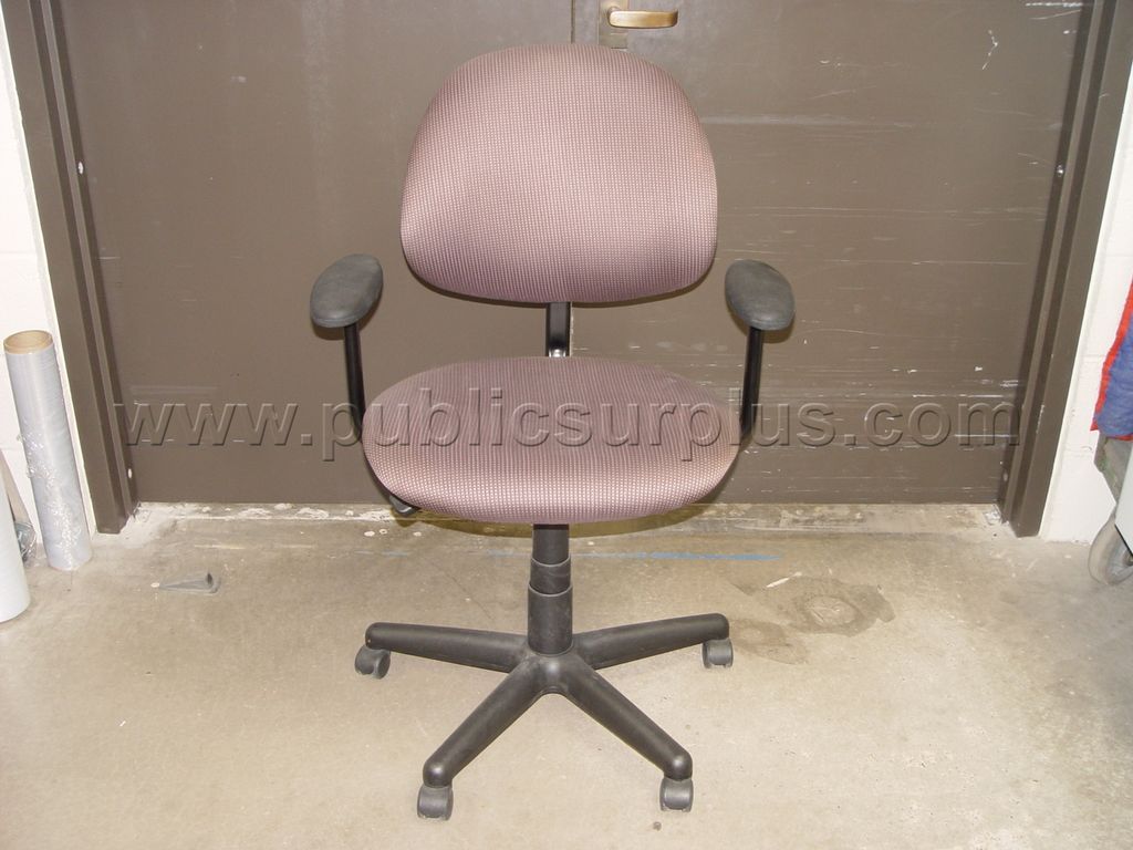 Maroon Print Rolling Chair - photo 1