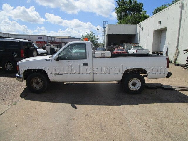 2000 Chevrolet C2500 Pickup Truck ~ P&R-31098 - photo 1