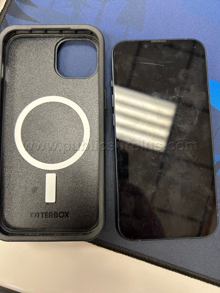 iPhone 14 - photo 1