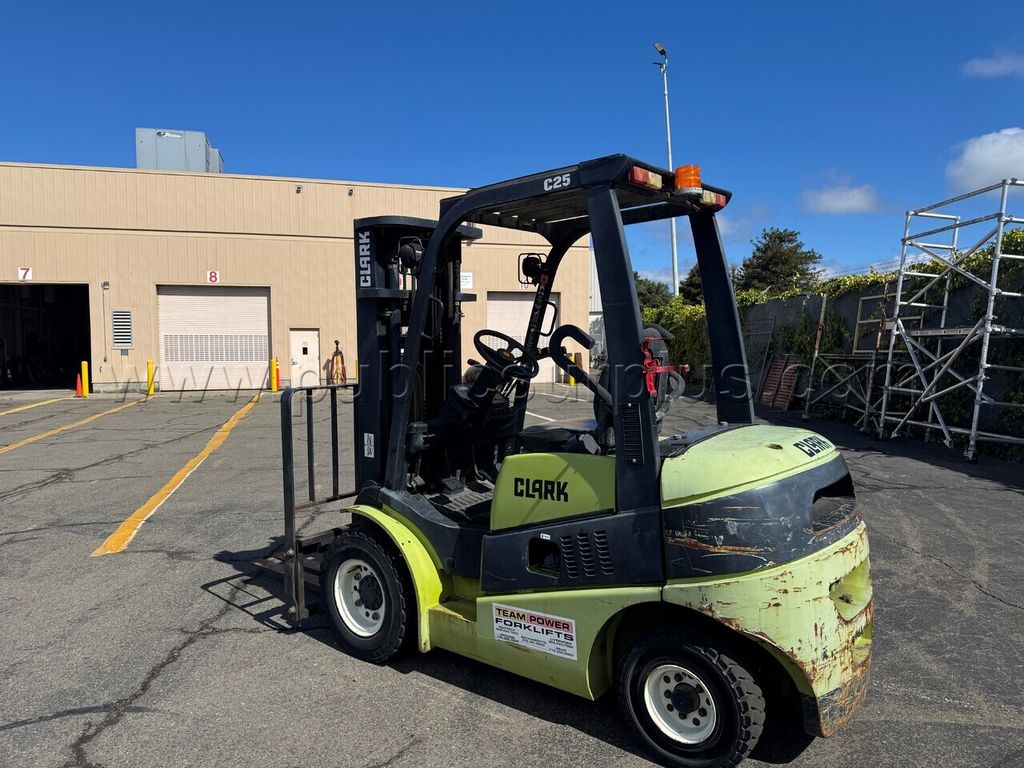 2004 Clark C25(D or L) Forklift 5,000 lb capacity - photo 1